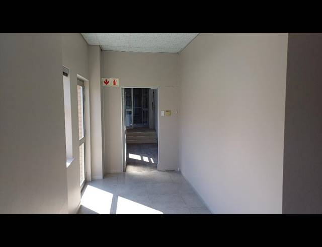 BUSINESS PROPERTY TO RENT IN MIDSTREAM ESTATE